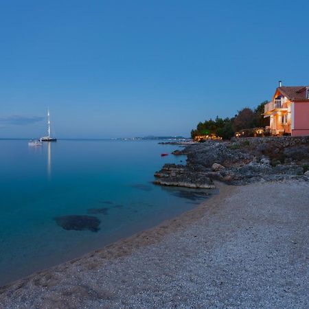 Blue Sea Cottage Agios Nikolaos  Exterior photo